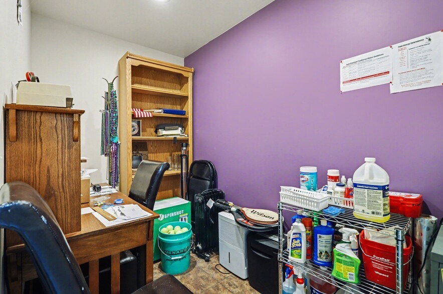 More Photos Of 130 E Water St, Constantine General Retail For Sale