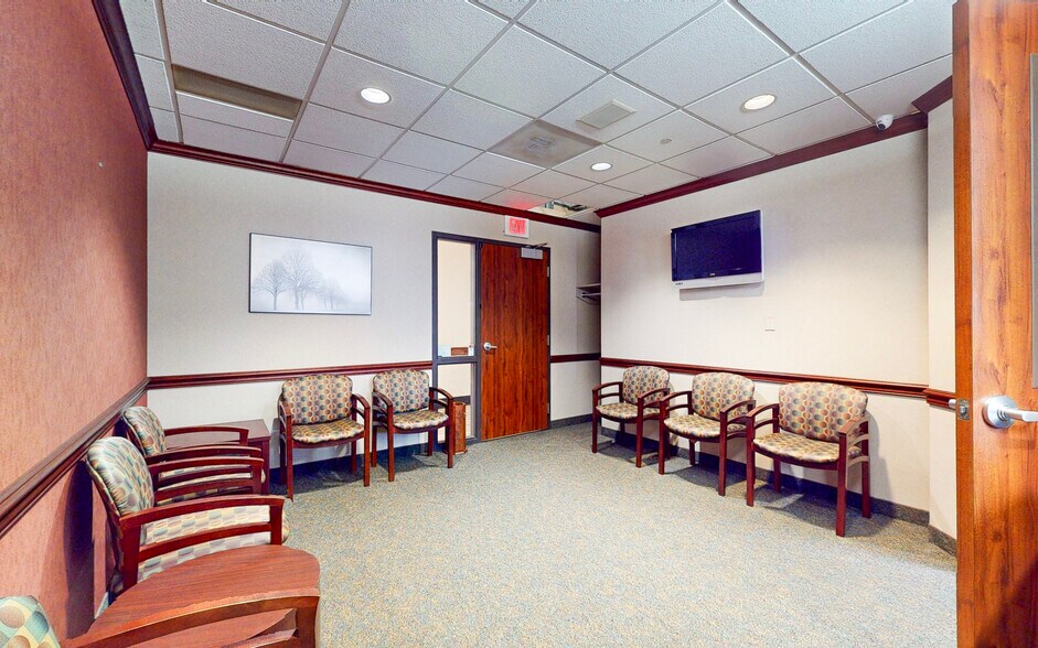 More Photos Of 4000 Johnson Rd, Steubenville Healthcare For Sale