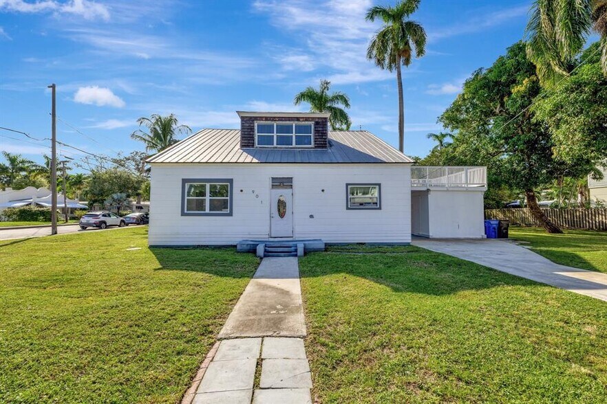 More Photos Of 901 W Las Olas Blvd, Fort Lauderdale Specialty For Sale