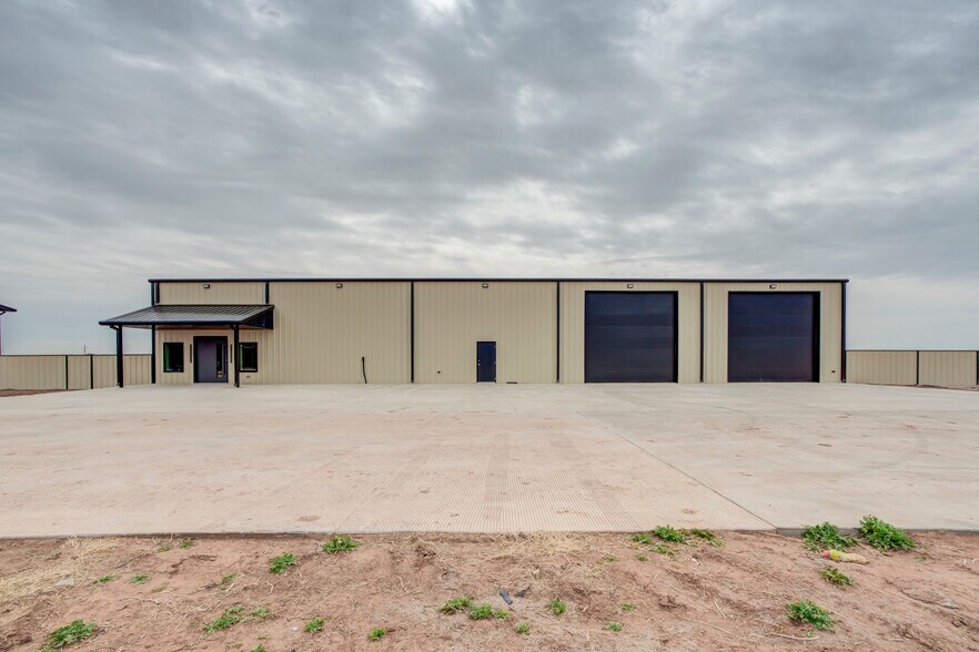 More Photos Of MLK between 98th & 114th, Lubbock Industrial For Sale