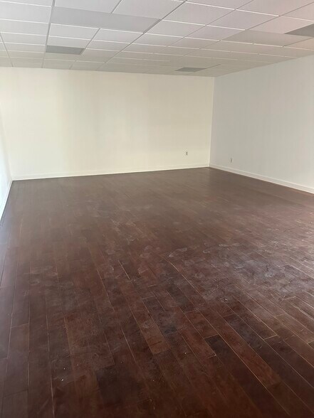 More Photos Of 229 S Olive Ave, Rialto Warehouse For Sale