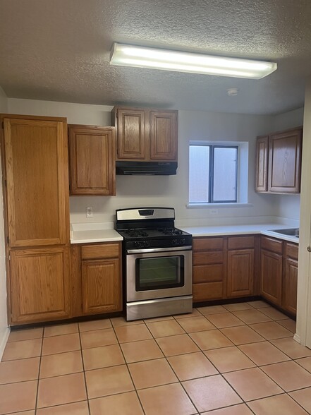 More Photos Of 118 S Main St, Belen Apartments For Sale