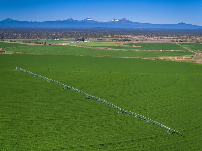 More Photos Of 11705 SW Shumway Rd, Powell Butte Specialty For Sale