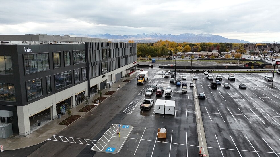 More Photos Of 4835 S Highland Dr, Holladay Office For Lease