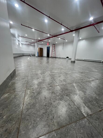 More Photos Of 9203 Astoria Blvd, East Elmhurst Storefront Retail Residential For Lease