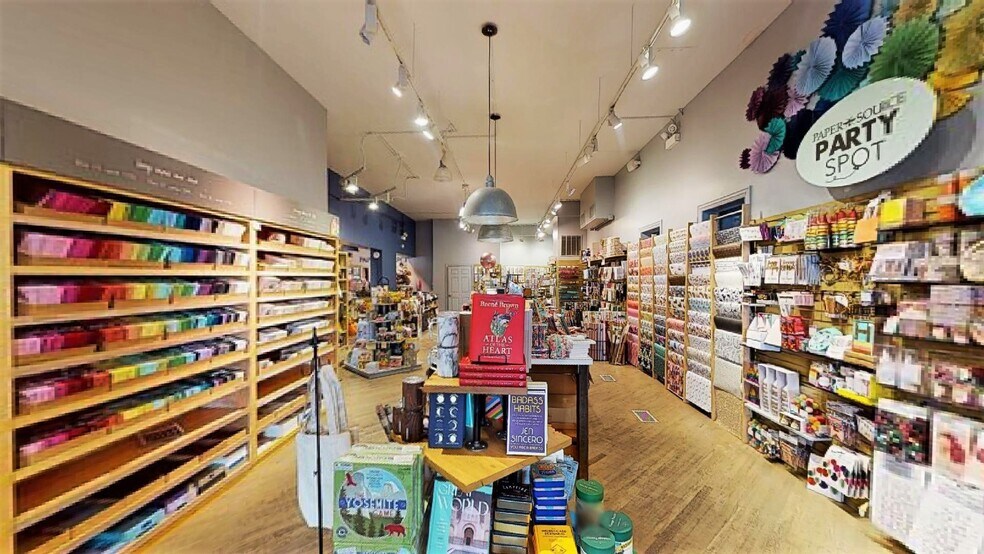 More Photos Of 3541-3543 N Southport Ave, Chicago Storefront Retail Residential For Sale