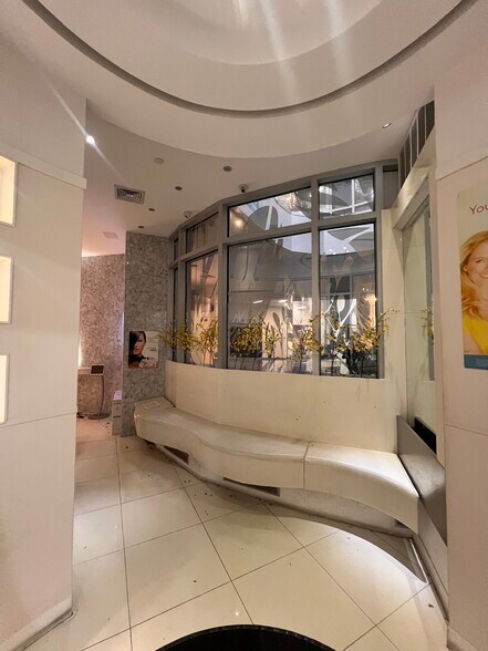 More Photos Of 139-149 Centre St, New York Medical For Sale