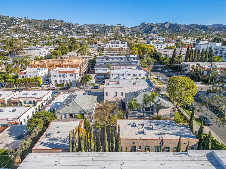 More Photos Of 745 N Hayworth Ave, Los Angeles Apartments For Sale
