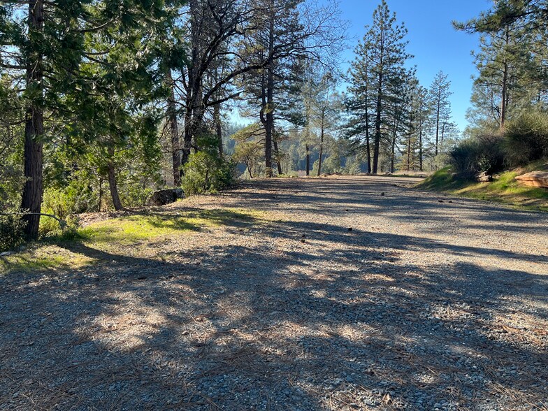 More Photos Of 11452 E Bennett Rd, Grass Valley Industrial For Lease