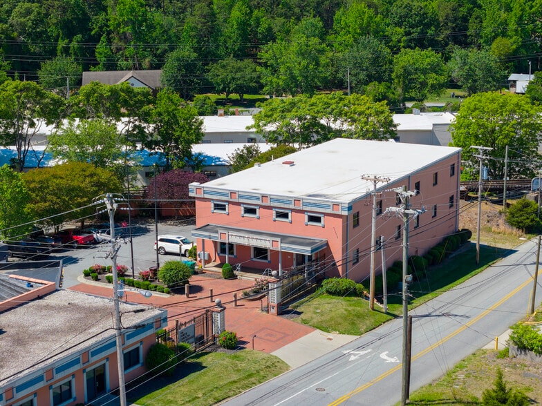 More Photos Of 807 W Ward Ave, High Point Office For Sale