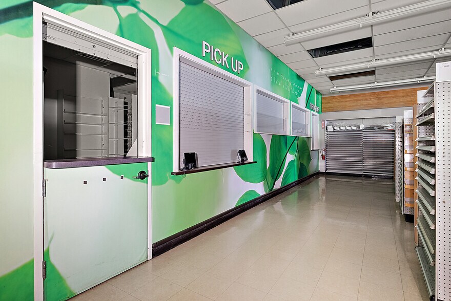 More Photos Of 10767 E Carson City Rd, Carson City Drugstore For Sale