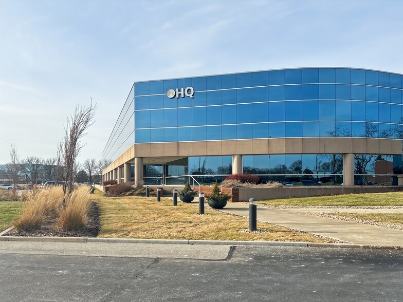 More Photos Of 9465 Counselors Row, Indianapolis Coworking Space