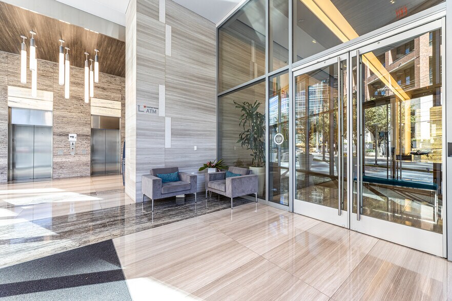 More Photos Of 1920 McKinney Ave, Dallas Office For Lease