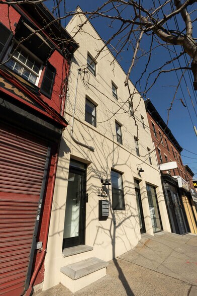 Primary Photo Of 1256 Bay St, Staten Island Apartments For Sale