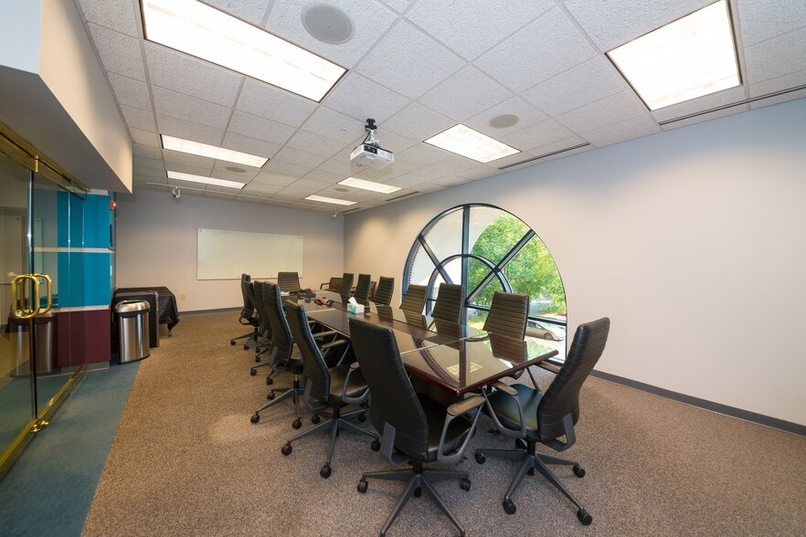 More Photos Of 6240 Shiloh Rd, Alpharetta Medical For Sale