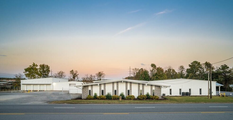 More Photos Of 1803 Abutment Rd, Dalton Warehouse For Lease
