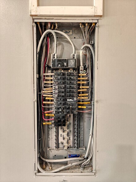 More Photos Of 22000 Main St E, Huntingdon Distribution For Sale