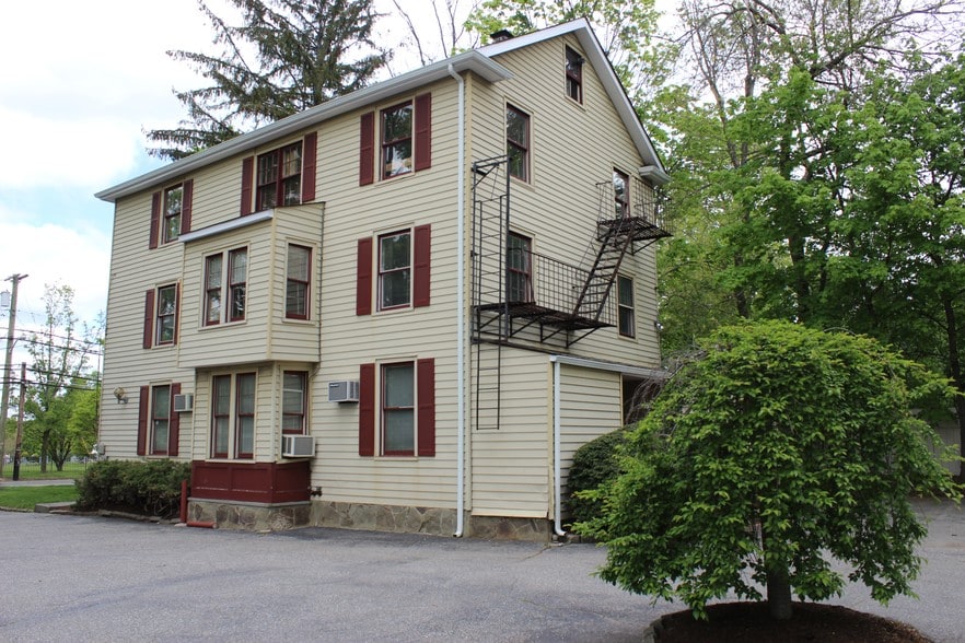 More Photos Of 239 Lexington Ave, Mount Kisco Loft Creative Space For Sale