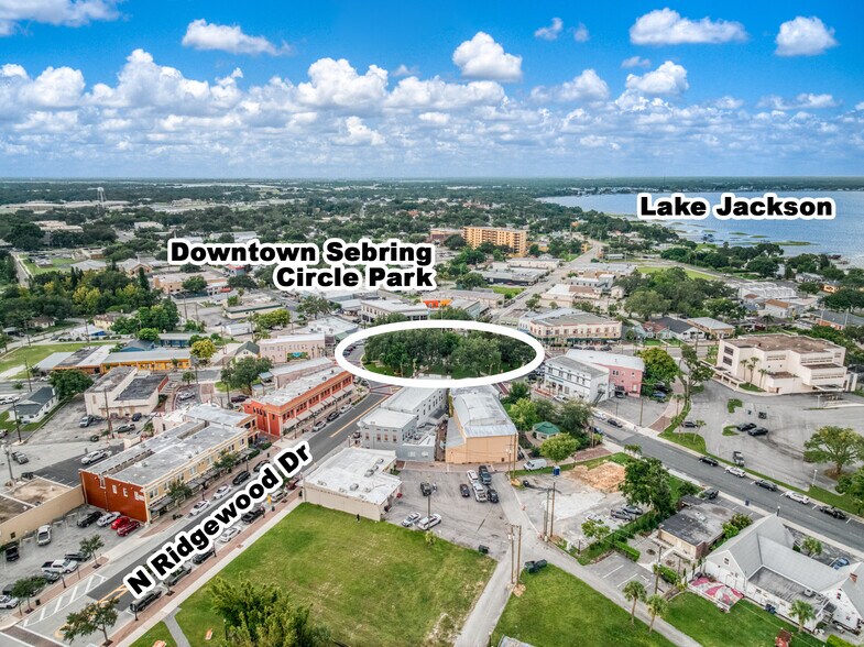 More Photos Of 408 N Ridgewood Dr, Sebring Freestanding For Sale