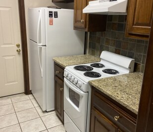 More Photos Of 2000 E 15th St, Edmond Medical For Lease