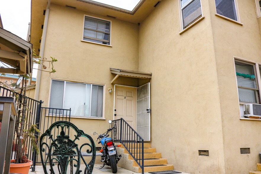 More Photos Of 808 W 163rd St, Gardena Apartments For Sale
