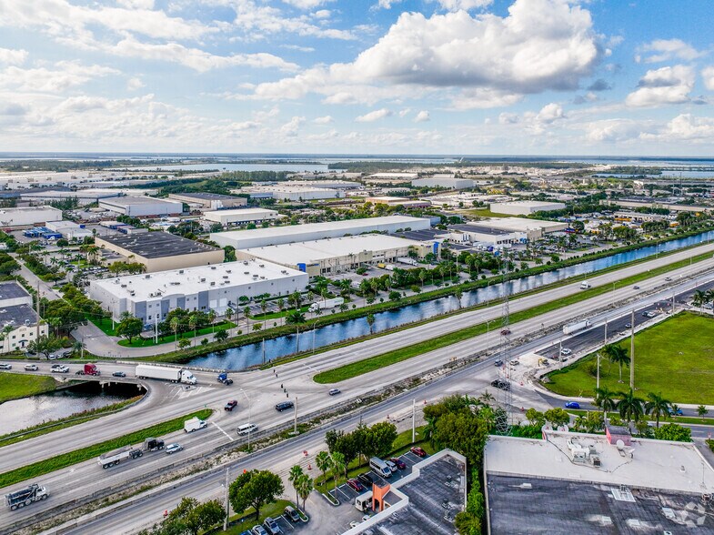 More Photos Of 12860-12864 NW South River Dr, Medley Warehouse For Lease