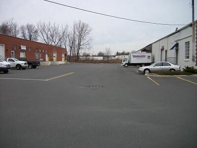 More Photos Of 635 New Park Ave, West Hartford Warehouse For Lease