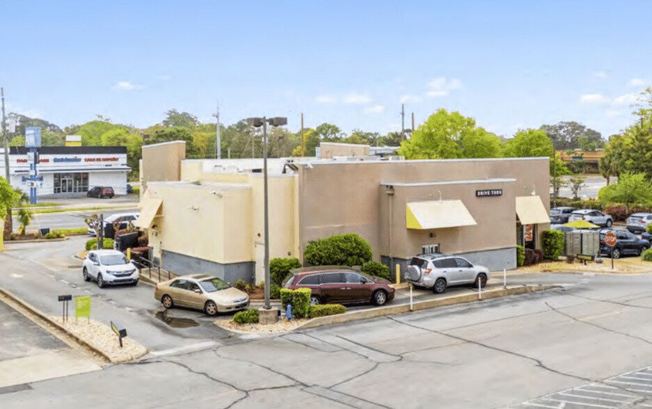 More Photos Of 350 Mary Esther Blvd, Mary Esther Freestanding For Sale