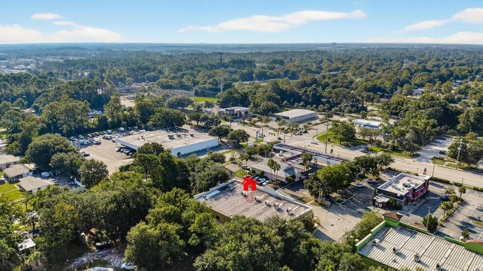 More Photos Of 7645 Merrill Rd, Jacksonville Freestanding For Lease
