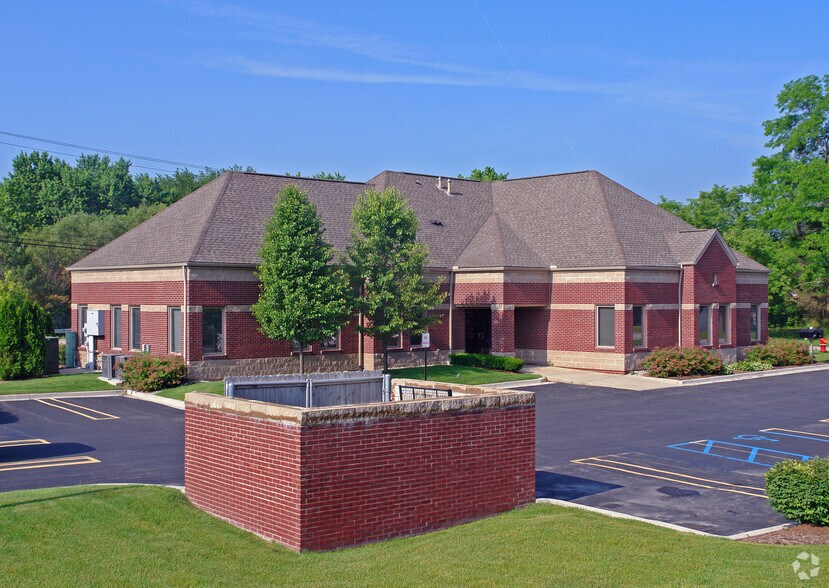 More Photos Of 2201 Auburn Rd, Auburn Hills Medical For Lease