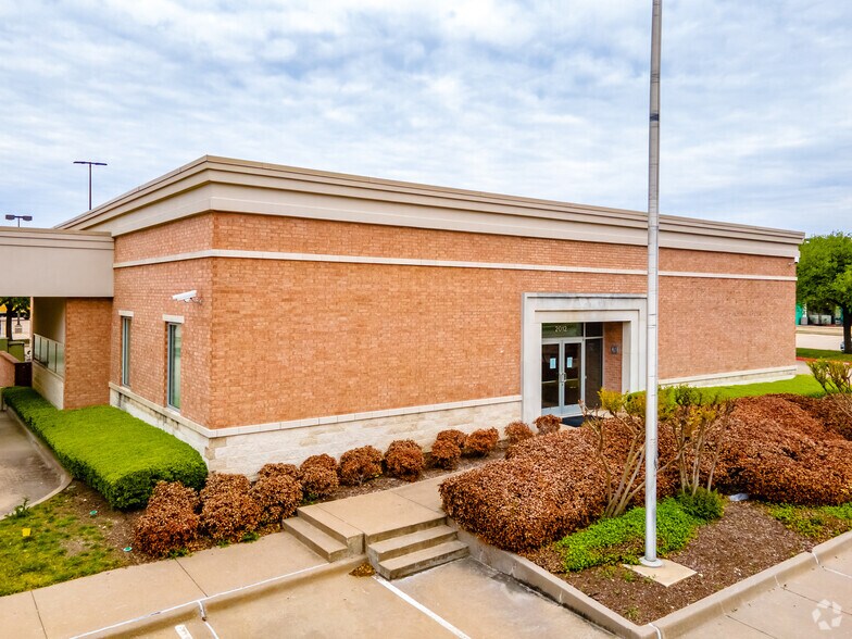 More Photos Of 2012 Midway Rd, Plano Bank For Sale