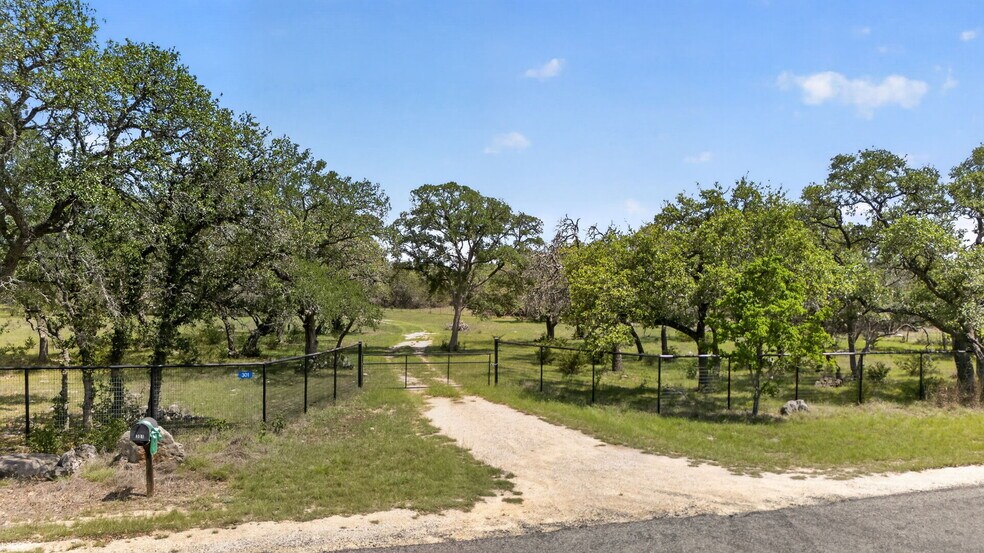 More Photos Of 301 Sattler Rd, Spring Branch Land For Sale