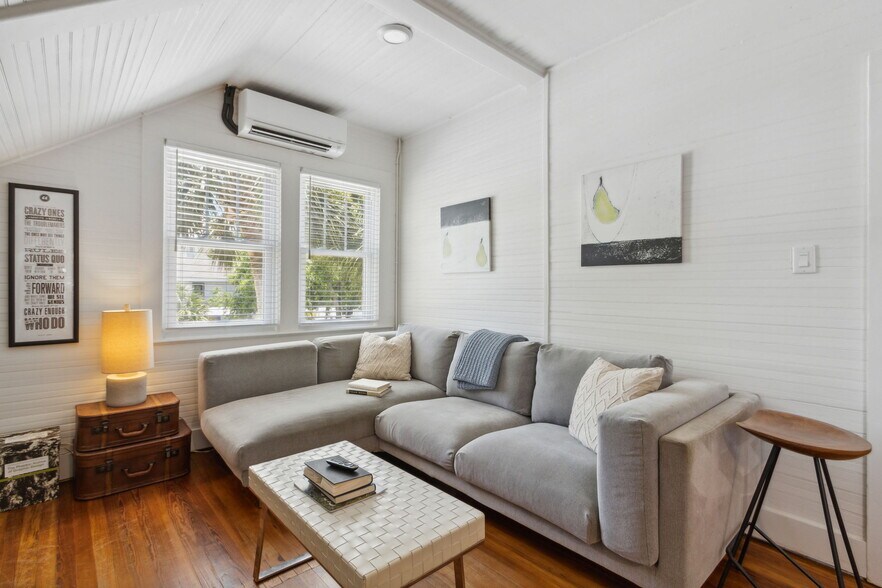 More Photos Of 1103 Ocean Blvd, Saint Simons Island Apartments For Sale