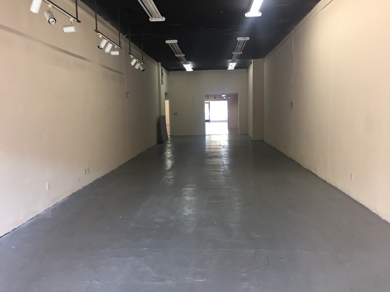 More Photos Of 222-238 E Main St, Alhambra Storefront For Lease