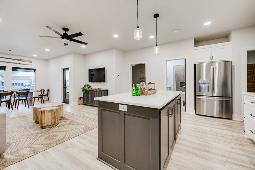 More Photos Of 215 Wayward Winds Rd, Hot Springs National Park Apartments For Sale