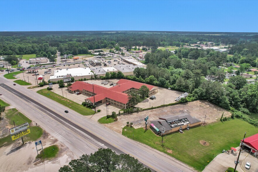 More Photos Of 235 E Gibson St, Jasper Restaurant For Lease