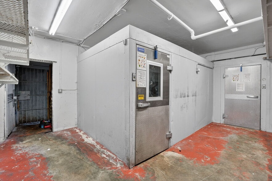 More Photos Of 45 NW 22nd Ave, Miami Restaurant For Sale