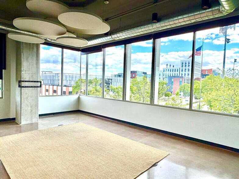 More Photos Of 1004-1028 E Washington Ave, Madison Apartments For Lease