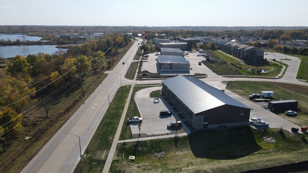 More Photos Of 4705 NW 59th Ave, Johnston Warehouse For Lease