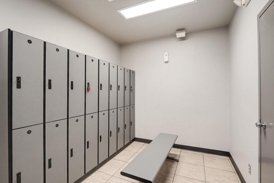 More Photos Of 3634 Austin Peay Hwy, Memphis Medical For Lease