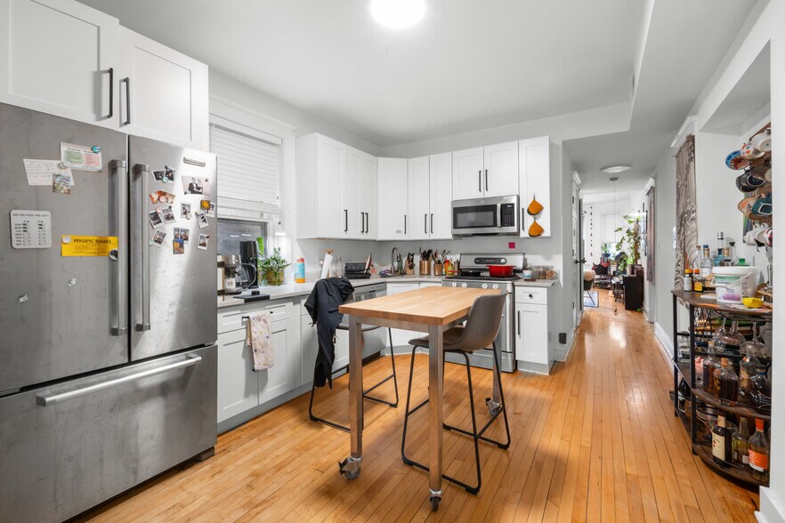 More Photos Of 1133 N Winchester Ave, Chicago Apartments For Sale