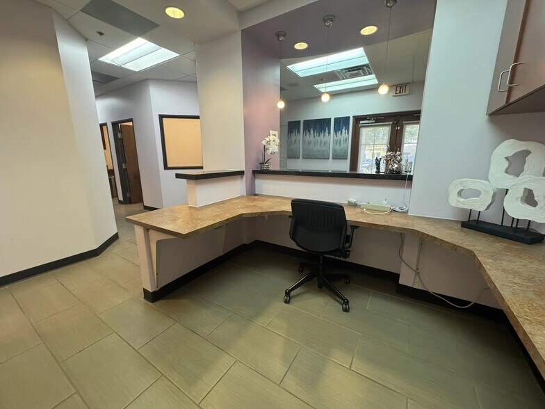 More Photos Of 2410 W Ray Rd, Chandler Medical For Lease