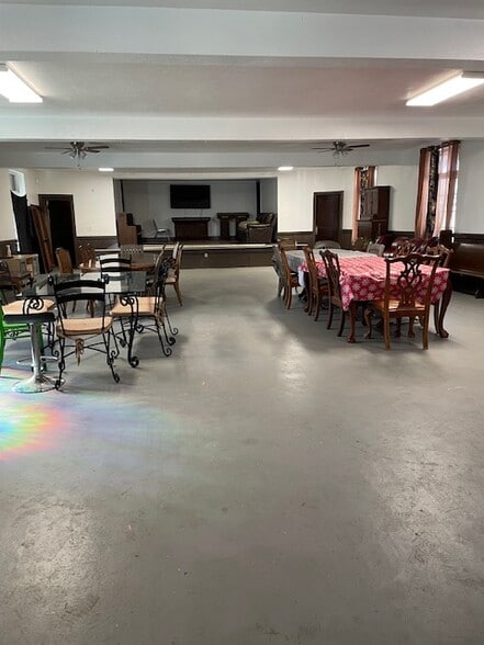 More Photos Of 315 N Sierra Nevada St, Stockton Religious Facility For Lease