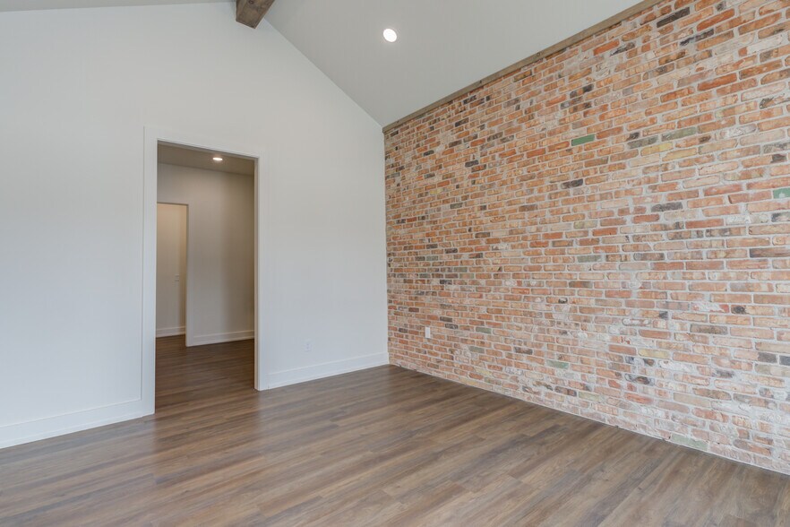 More Photos Of 8922 County Road 6820, Lubbock Warehouse For Sale