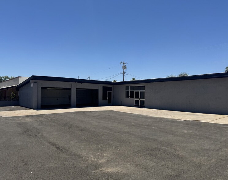 More Photos Of 4630 N 12th St, Phoenix Light Distribution For Sale
