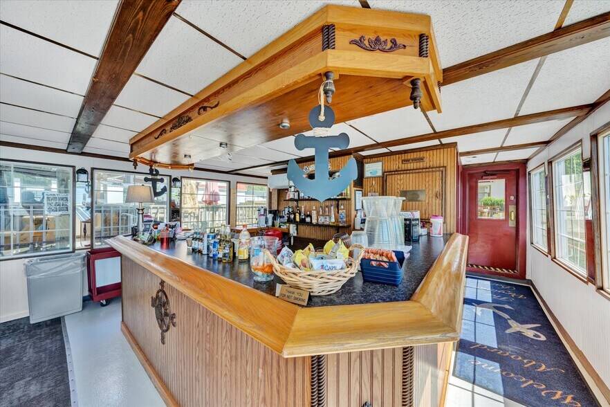 More Photos Of 3619 Airport Rd, Moneta Marina For Sale