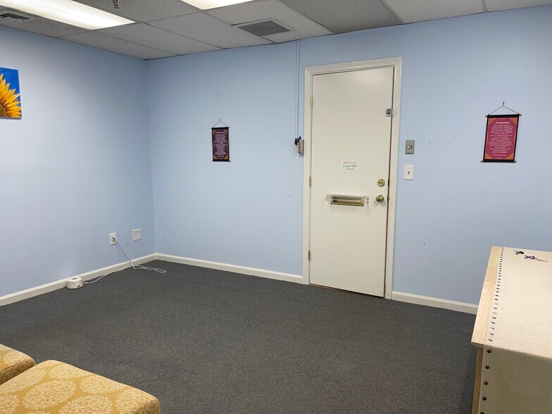 More Photos Of 344-350 Silas Deane Hwy, Wethersfield Medical For Lease