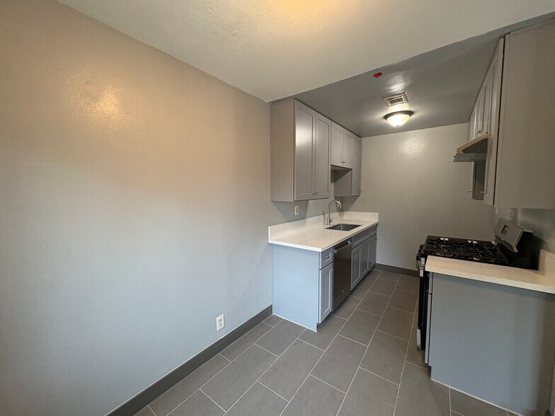 More Photos Of 2826 Cogswell Rd, El Monte Apartments For Sale