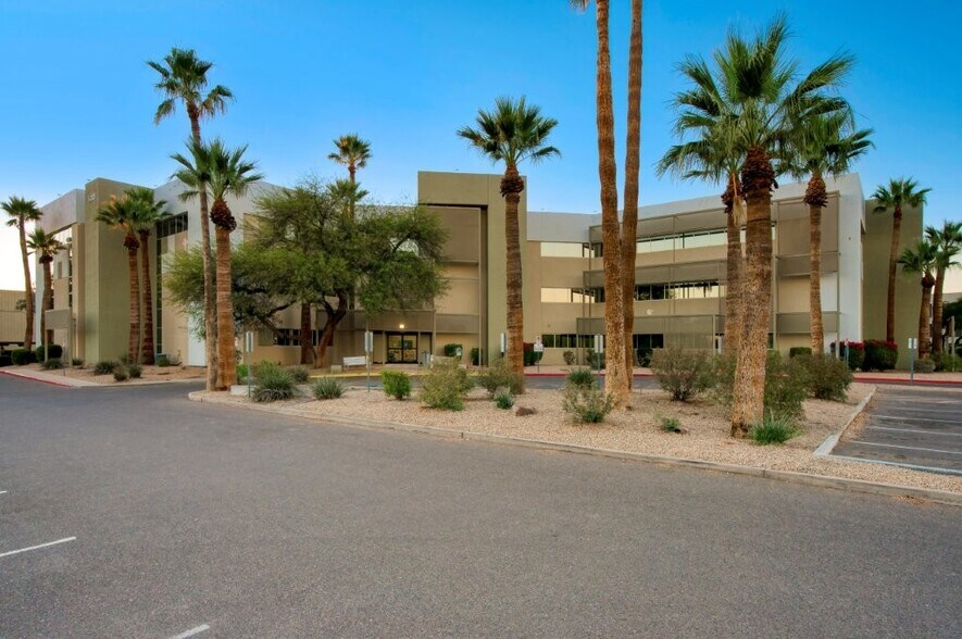 More Photos Of 5310 W Thunderbird Rd, Glendale Unknown For Lease