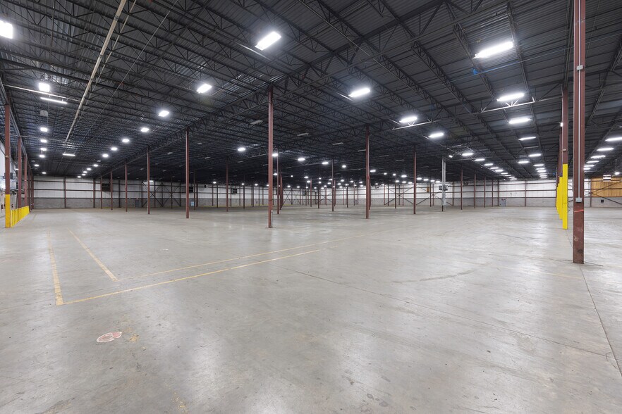More Photos Of 479 Swanson Dr, Dresden Manufacturing For Lease